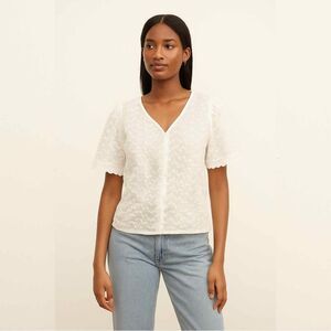 NWT Design History Elegant White Eyelet Short Sleeve Button Up Cotton Top